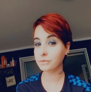 Meet your Posher, Desiree